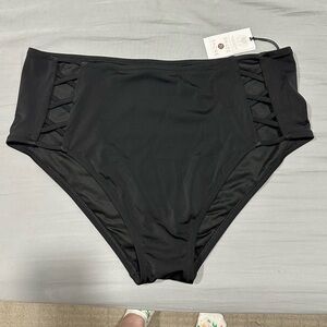 Shade & Shore high waisted bottoms